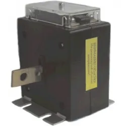 Трансформатор тока 100/5 5ВА класс точности 0,5 в пластмассовом корпусе с крышкой